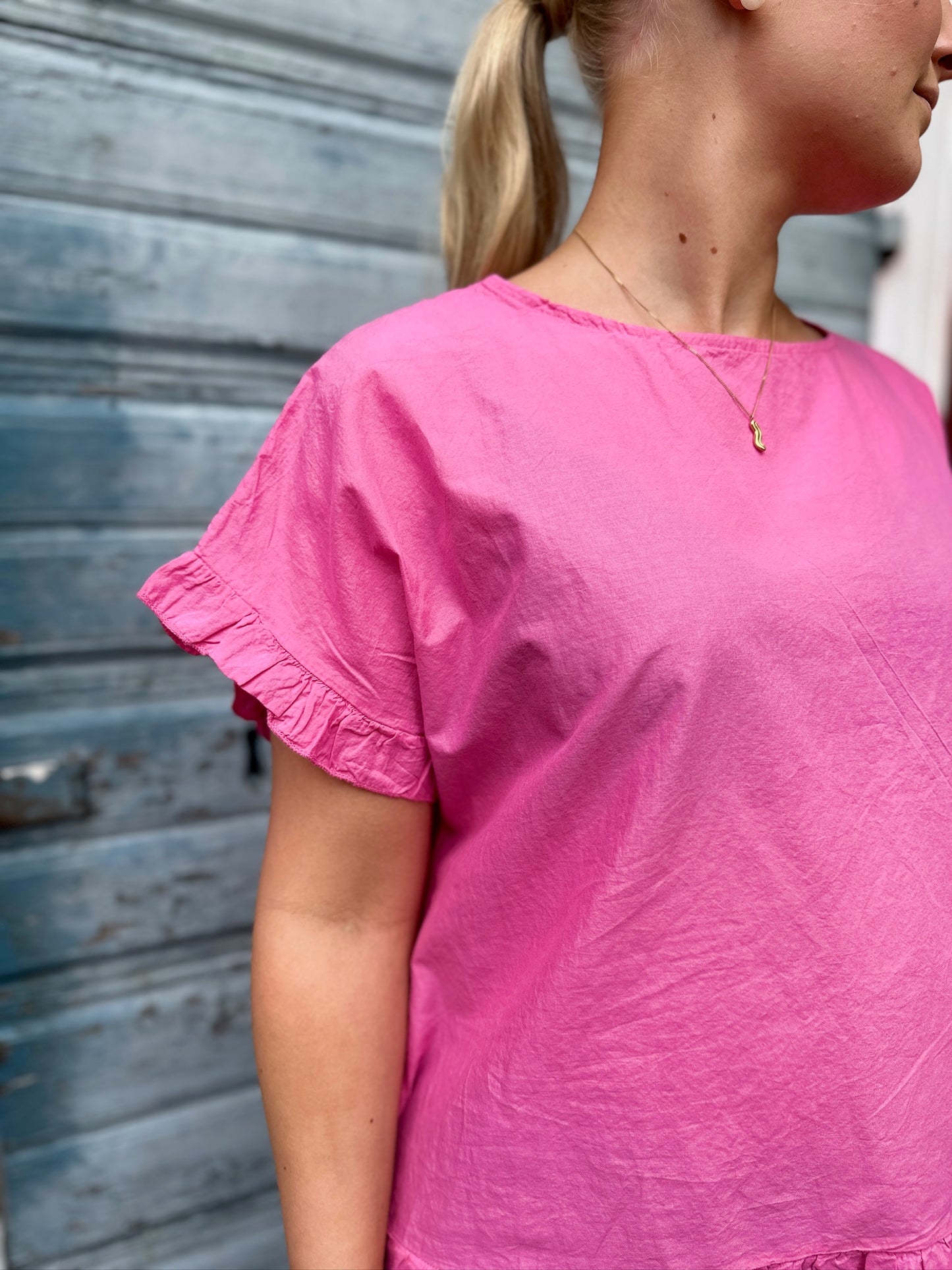 Topp med volangärm ~ rosa